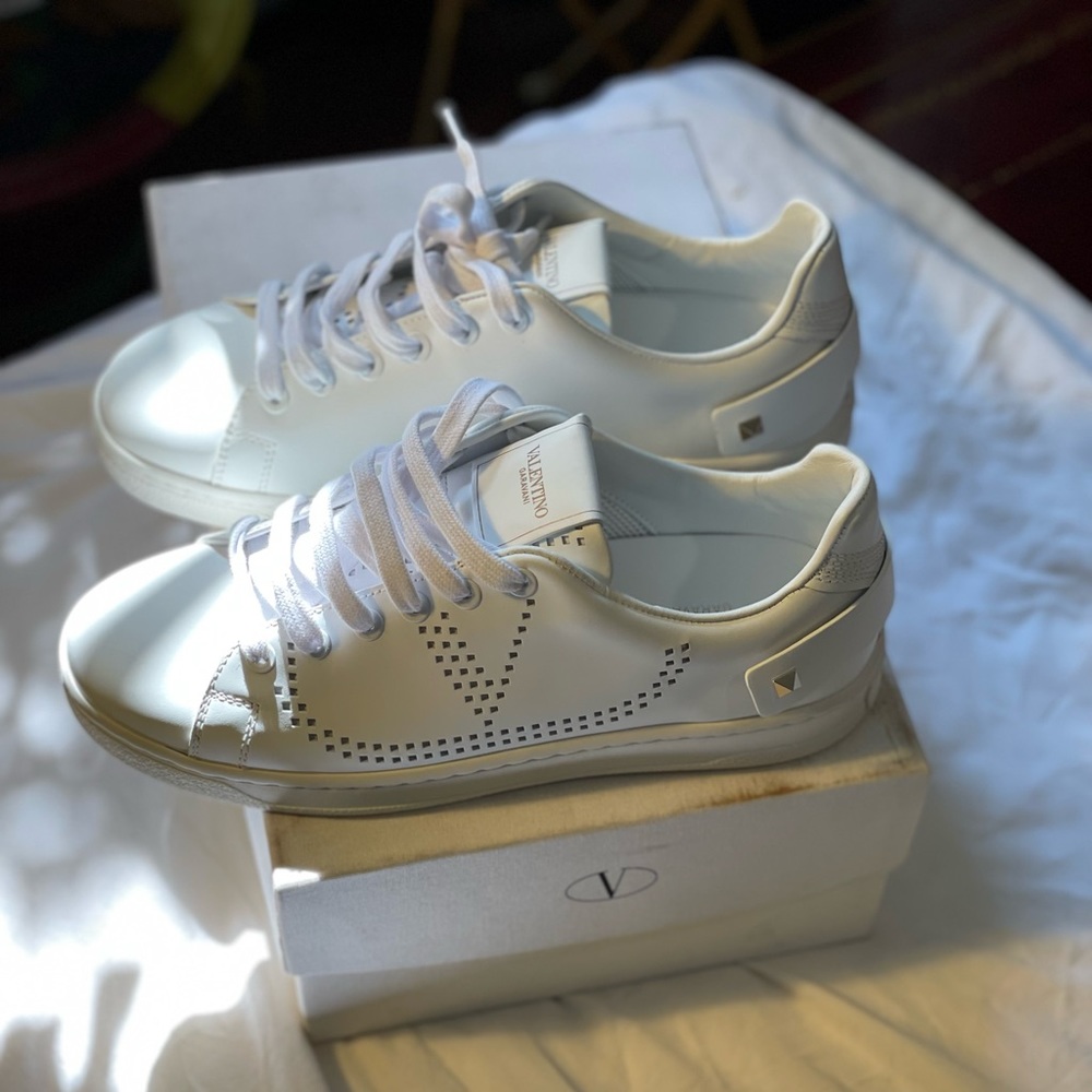 V Logo Perforated Leather Sneakers